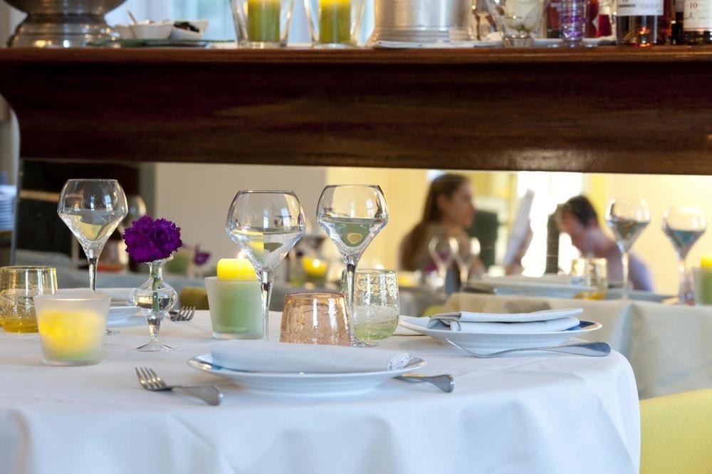 Country Club Hotel Yvre-l'Eveque Ngoại thất bức ảnh