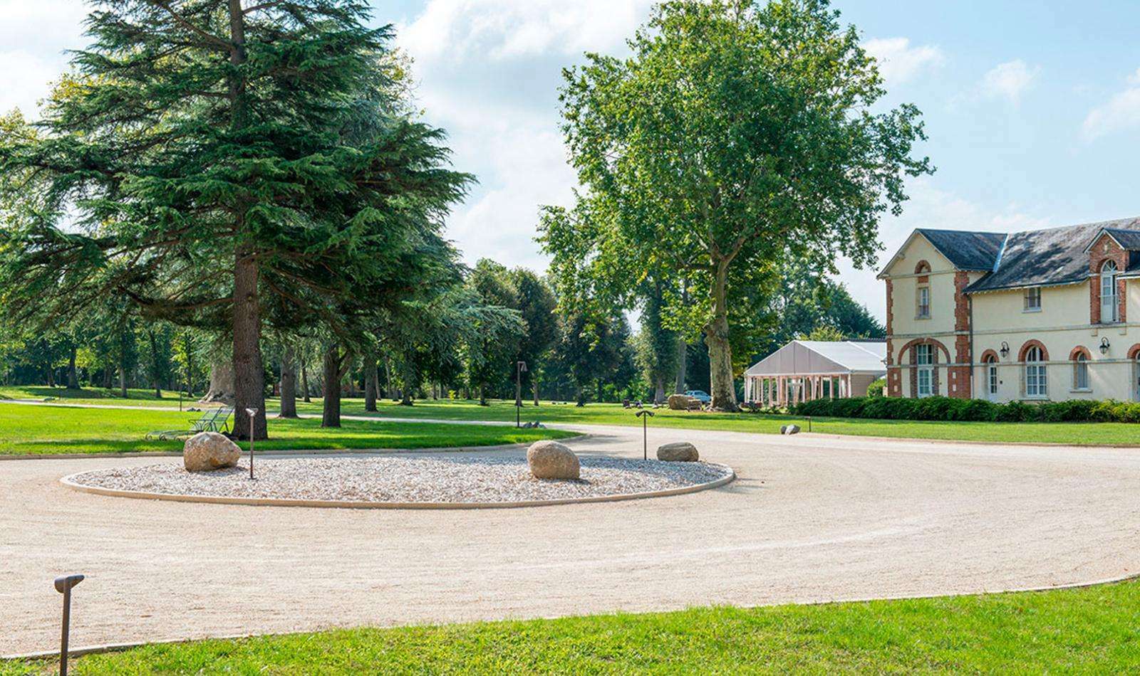 Country Club Hotel Yvre-l'Eveque Ngoại thất bức ảnh